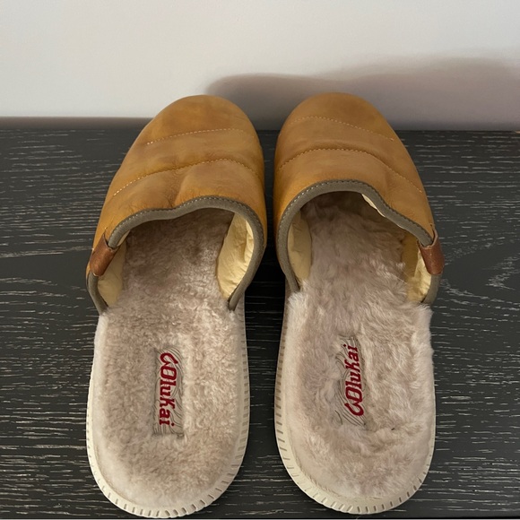 Men’s Size US 10 Olukai mules/slip on shoes Tan Leather *Used* - Picture 2 of 6